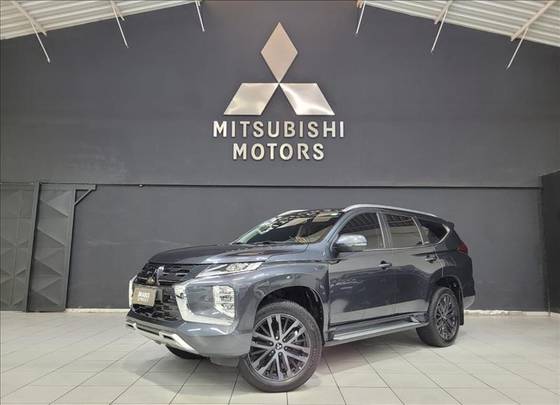 MITSUBISHI PAJERO SPORT 2.4 16V MIVEC TURBO DIESEL LEGEND AWD AUTOMÁTICO